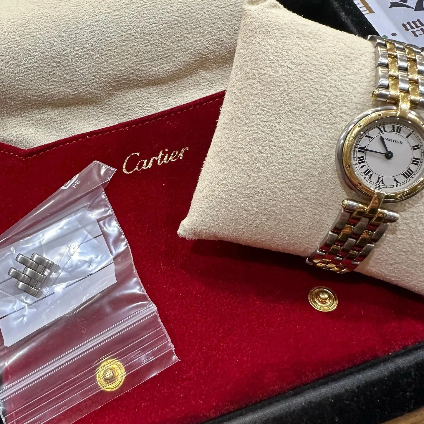 豊中市からお越しのお客様よりCartierの時計をご売却いた...